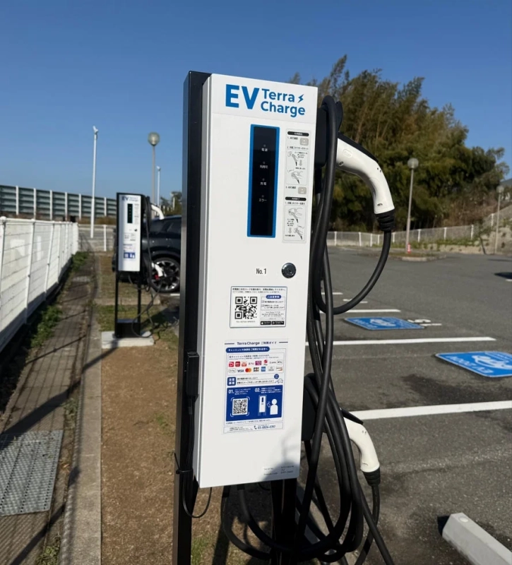 EV Terra ChargeのEV充電スタンド、利用方法、決済方法