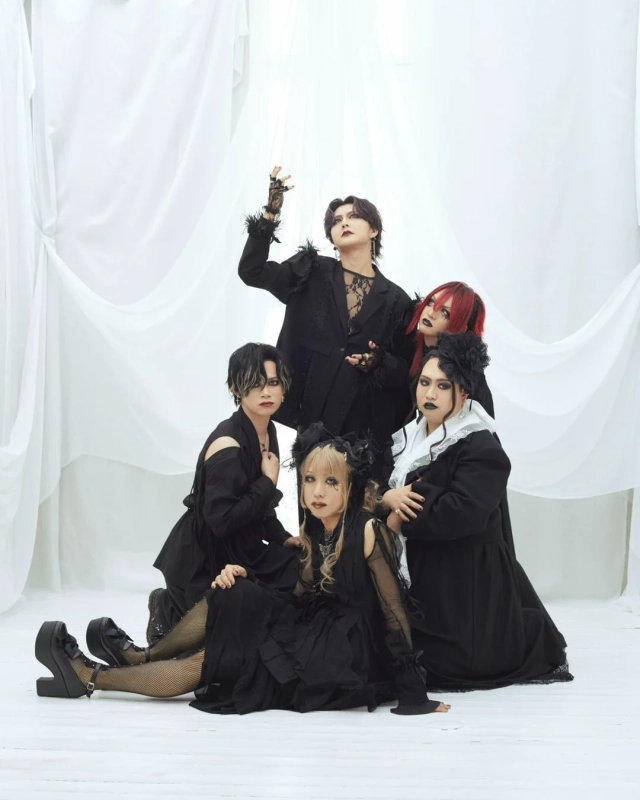 色々な十字架 メンバー写真