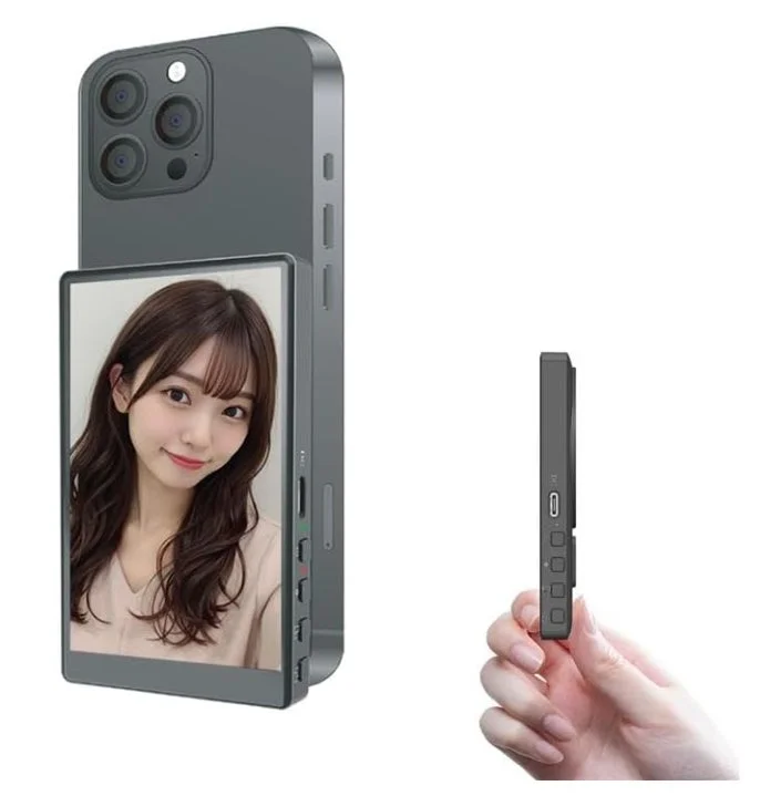 スマホ裏の小型ディスプレイ