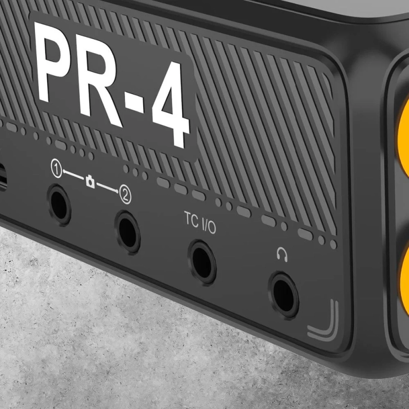 PR-4の側面インターフェース