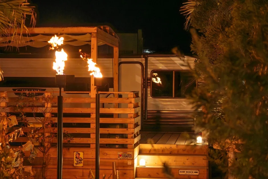 グランピングトレーラー Lanikai 夜景