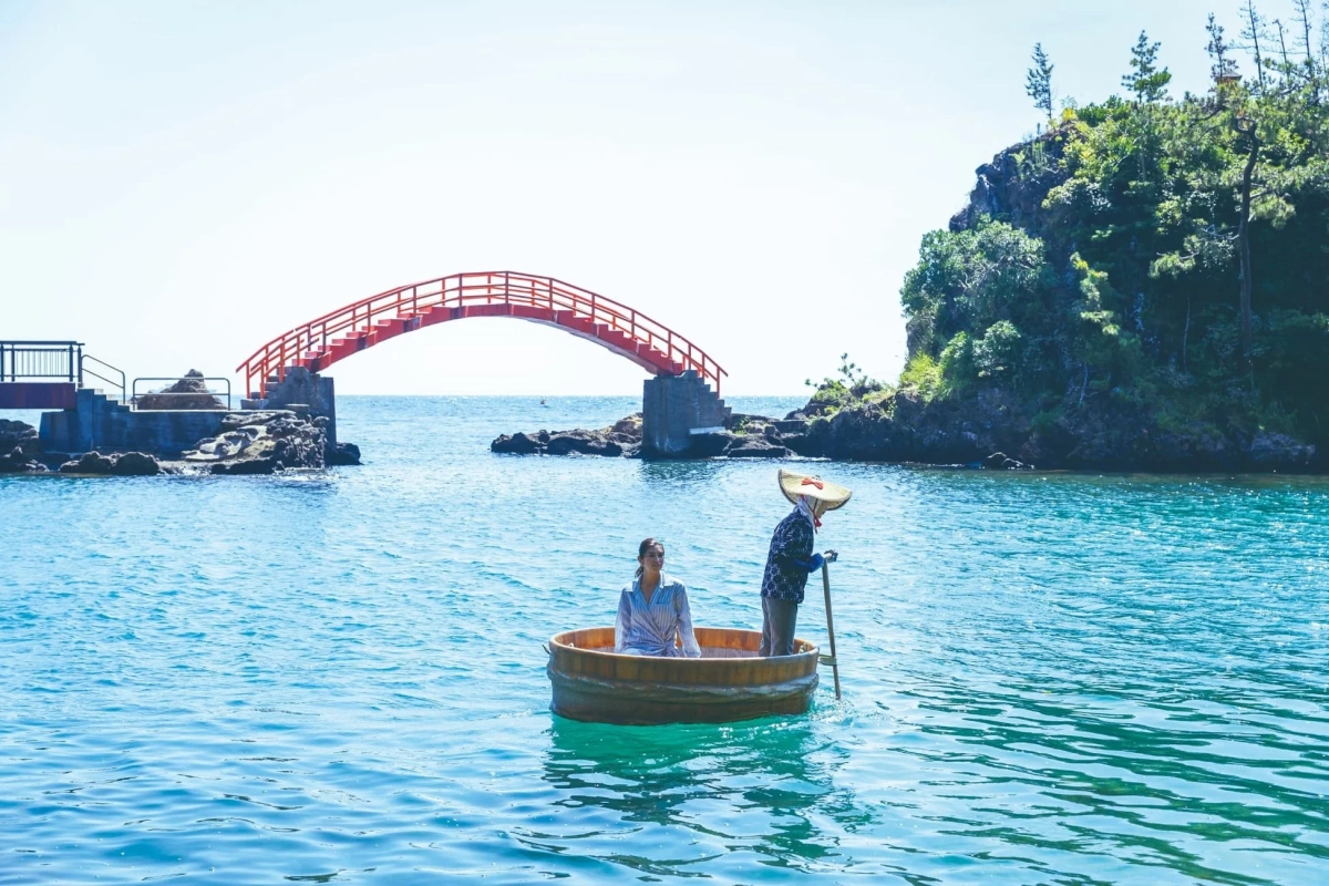 佐渡のたらい舟