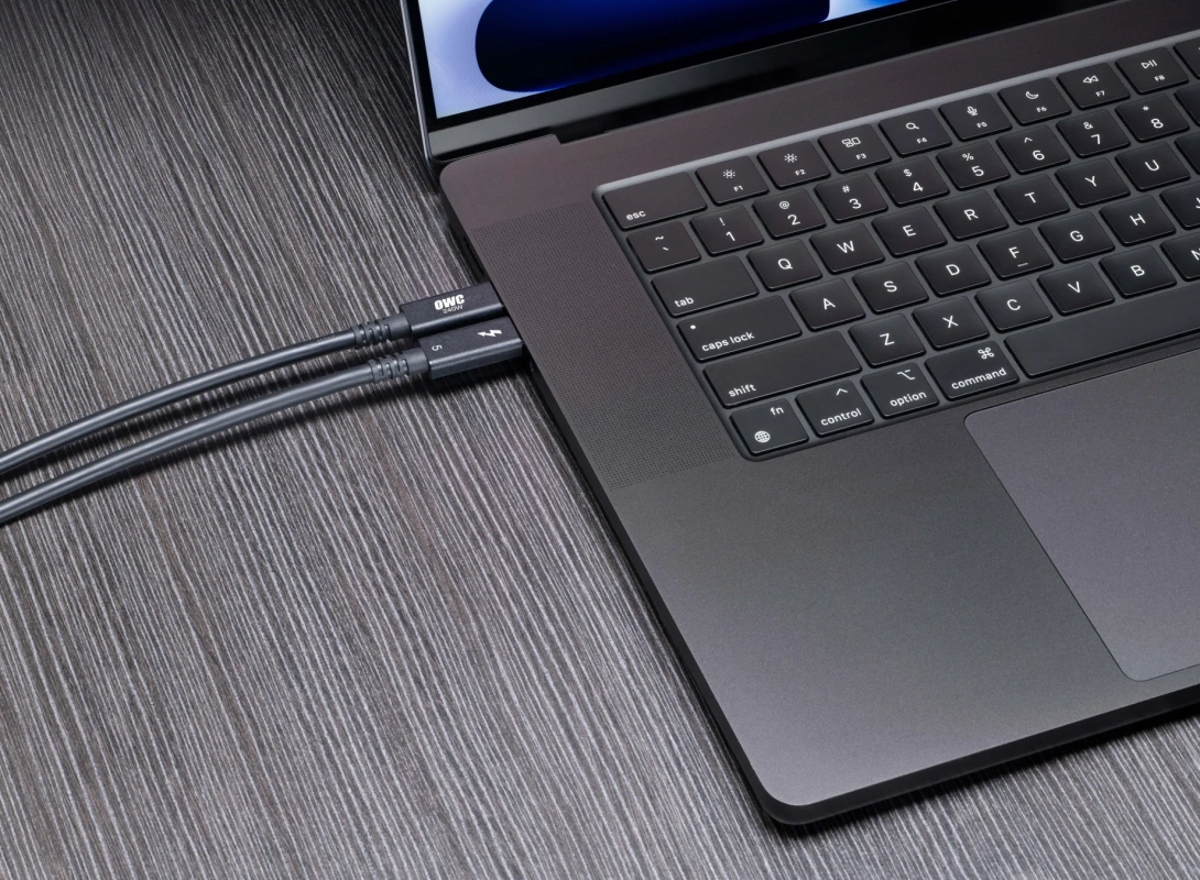 OWC Thunderbolt 5（USB-C）ケーブル使用例