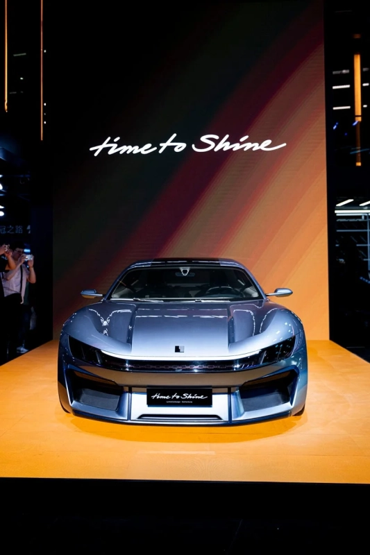 Lynk＆Co「Time to Shine」