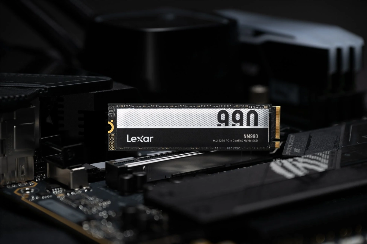 Lexar NM990 SSD