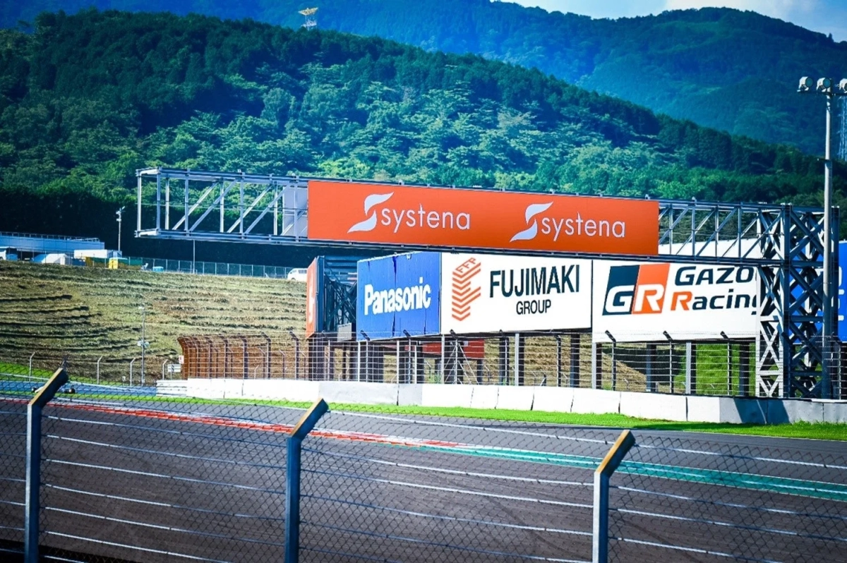 第3コーナーブリッジ