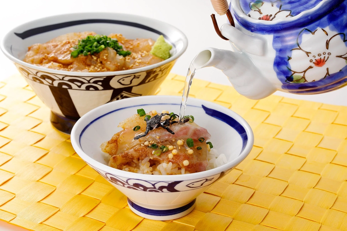 鯛ごま丼