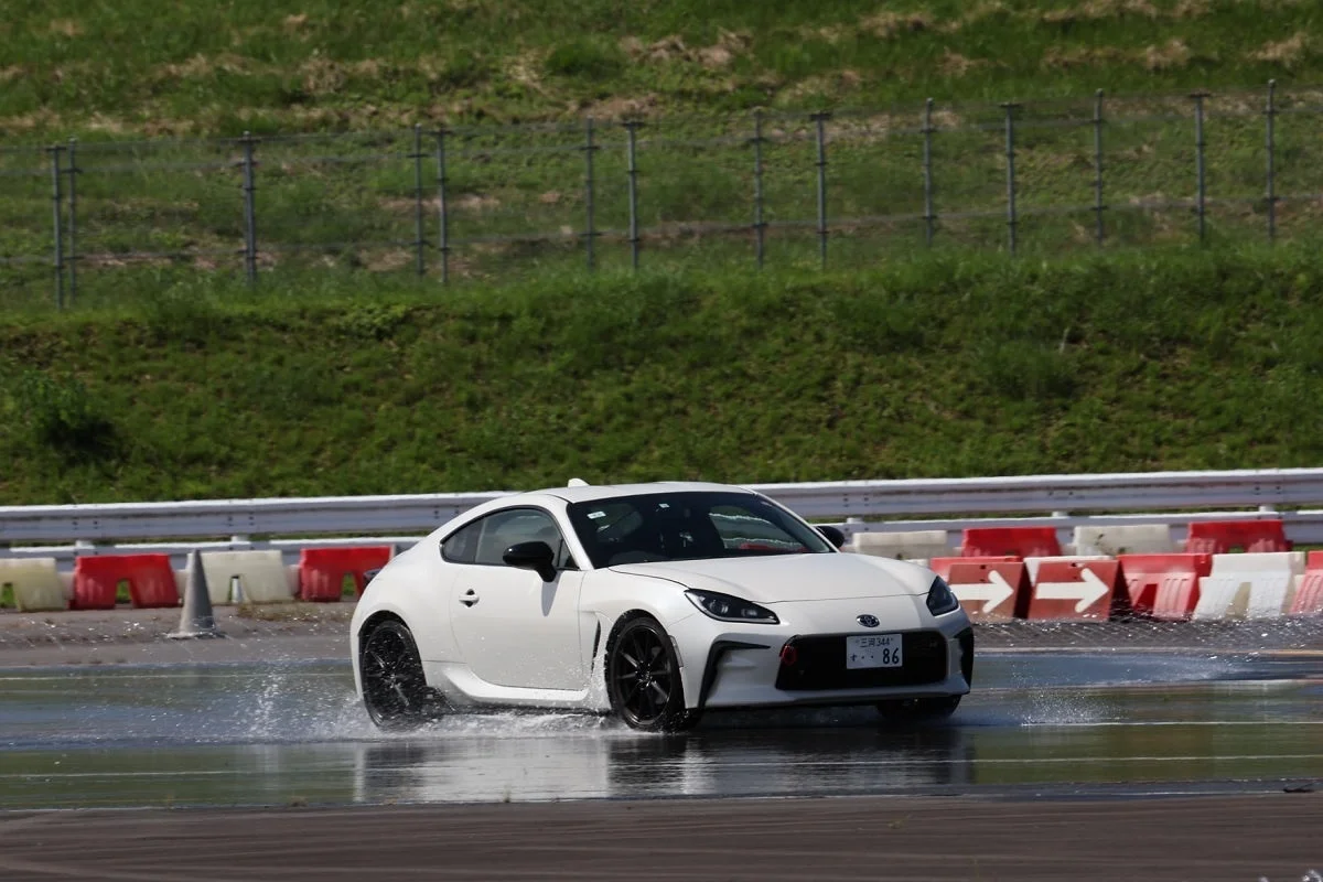 GR DRIVING EXPERIENCE