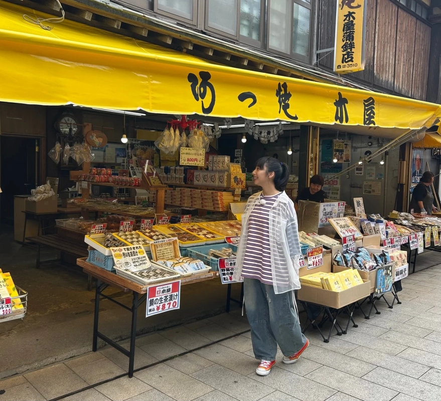 呼子朝市と鮮魚店